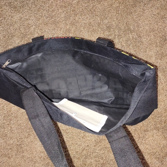 Large utility tote and tank top - Picture 3 of 7